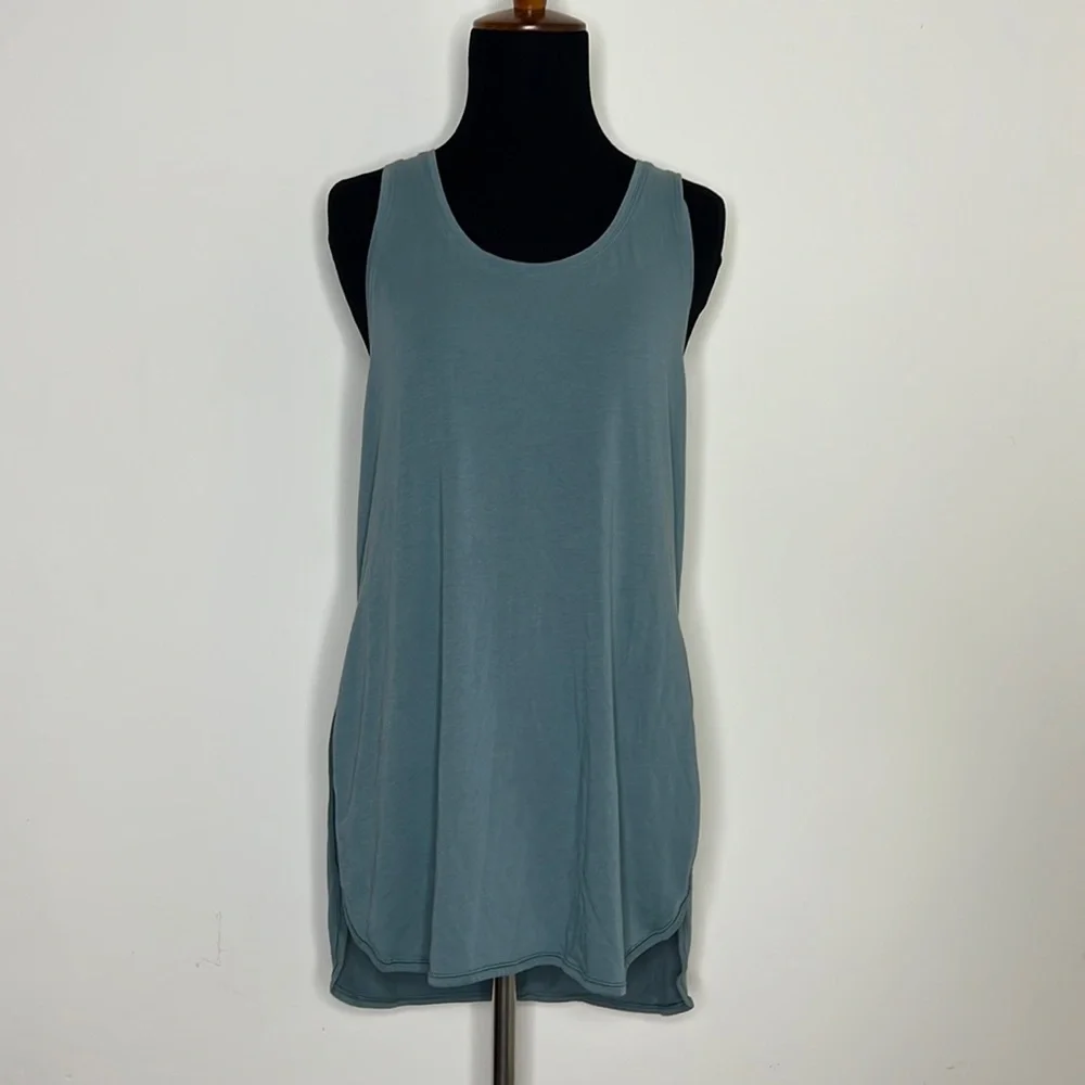 LULULEMON Hi-Low Teal Tank Yoga Top M